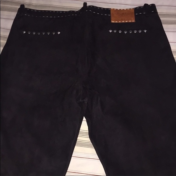 DONALD J PLINER (Pants) Leather - Picture 3 of 15